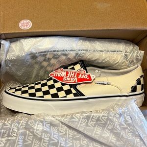 NEW! Checkered Slip-On Vans